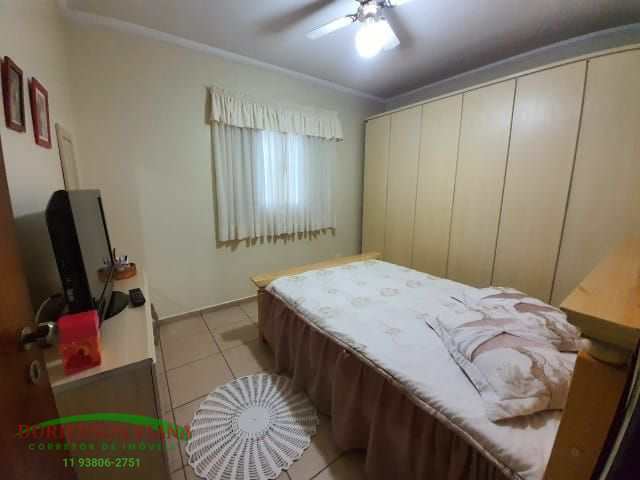 Apartamento à venda com 2 quartos, 70m² - Foto 11