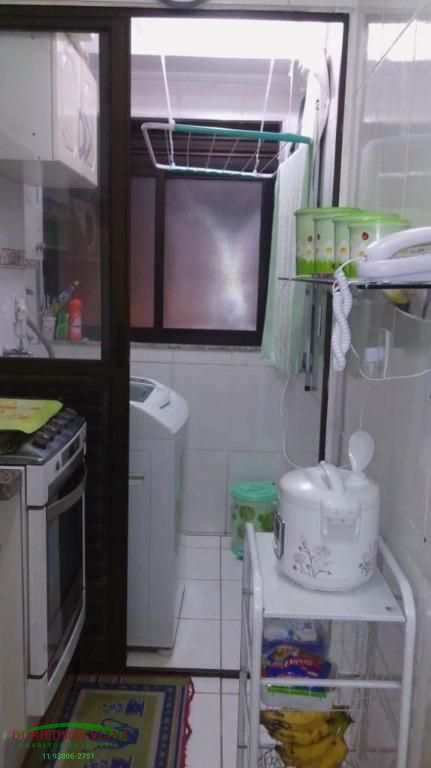 Apartamento à venda com 2 quartos, 50m² - Foto 17