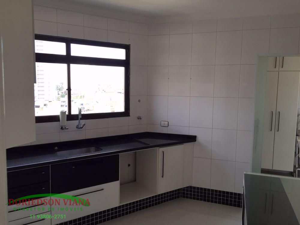 Apartamento à venda com 3 quartos, 134m² - Foto 4