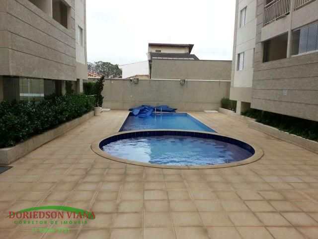 Apartamento à venda com 2 quartos, 62m² - Foto 11