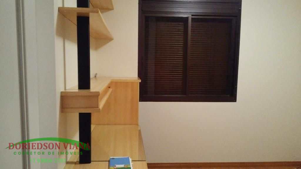 Apartamento à venda com 3 quartos, 202m² - Foto 18