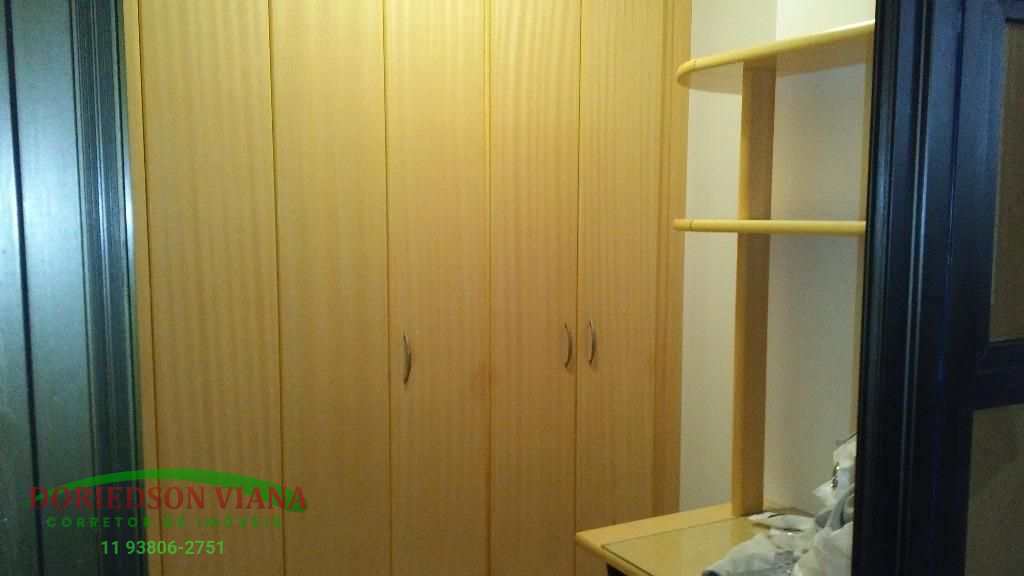 Apartamento à venda com 3 quartos, 202m² - Foto 32