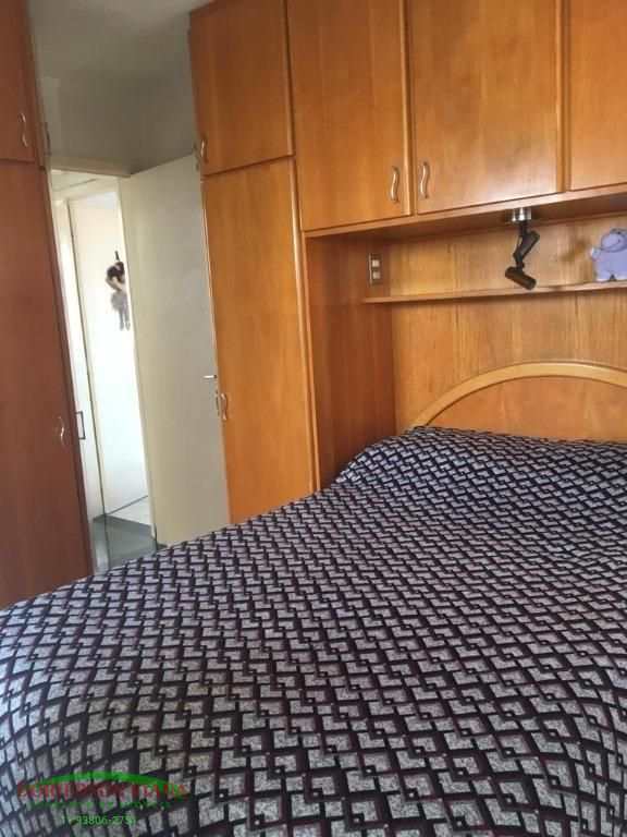 Apartamento à venda com 3 quartos, 83m² - Foto 2