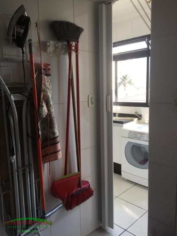 Apartamento à venda com 3 quartos, 83m² - Foto 16