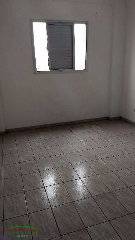 Apartamento à venda com 2 quartos, 64m² - Foto 8