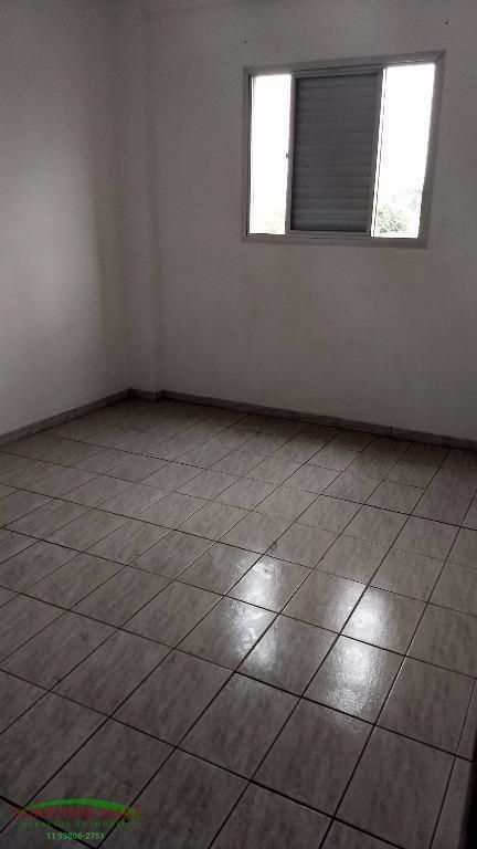 Apartamento à venda com 2 quartos, 64m² - Foto 10