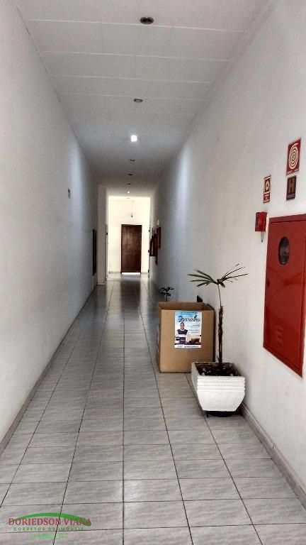 Apartamento à venda com 2 quartos, 64m² - Foto 19