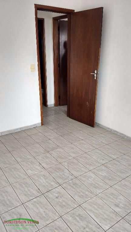 Apartamento à venda com 2 quartos, 64m² - Foto 11