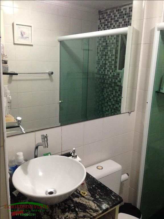 Apartamento à venda com 2 quartos, 60m² - Foto 4