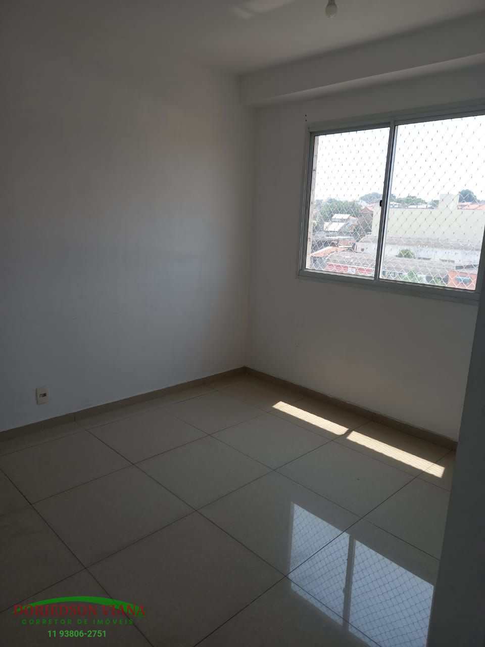 Apartamento à venda com 2 quartos, 49m² - Foto 2