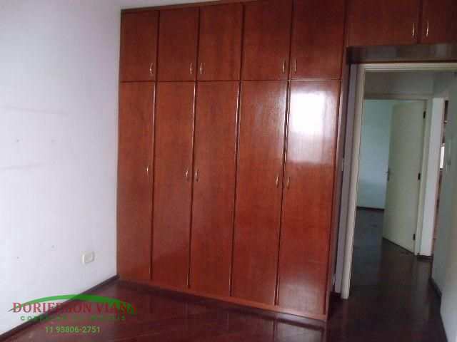 Apartamento à venda com 2 quartos, 66m² - Foto 4