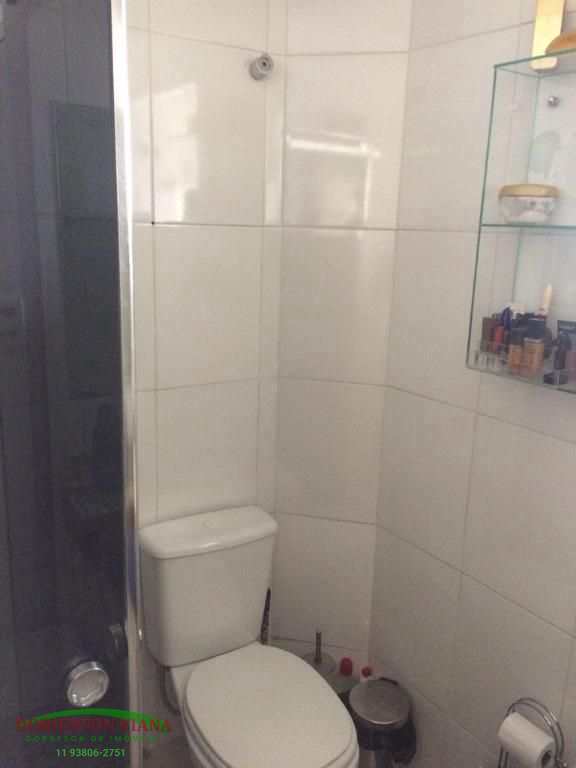 Apartamento à venda com 1 quarto, 60m² - Foto 10