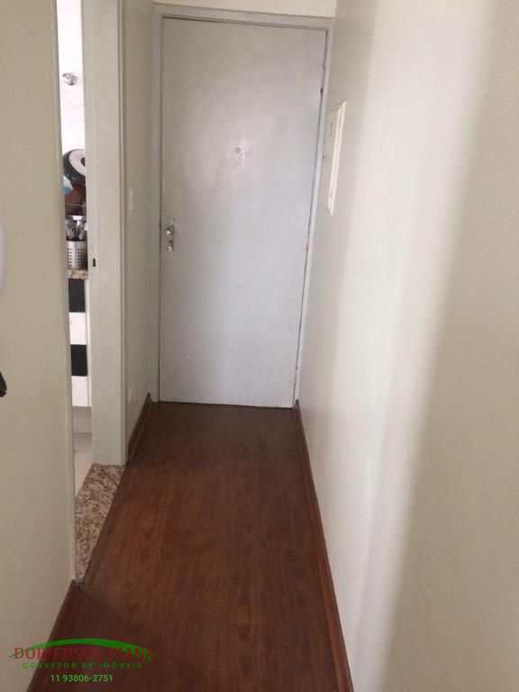 Apartamento à venda com 1 quarto, 60m² - Foto 8