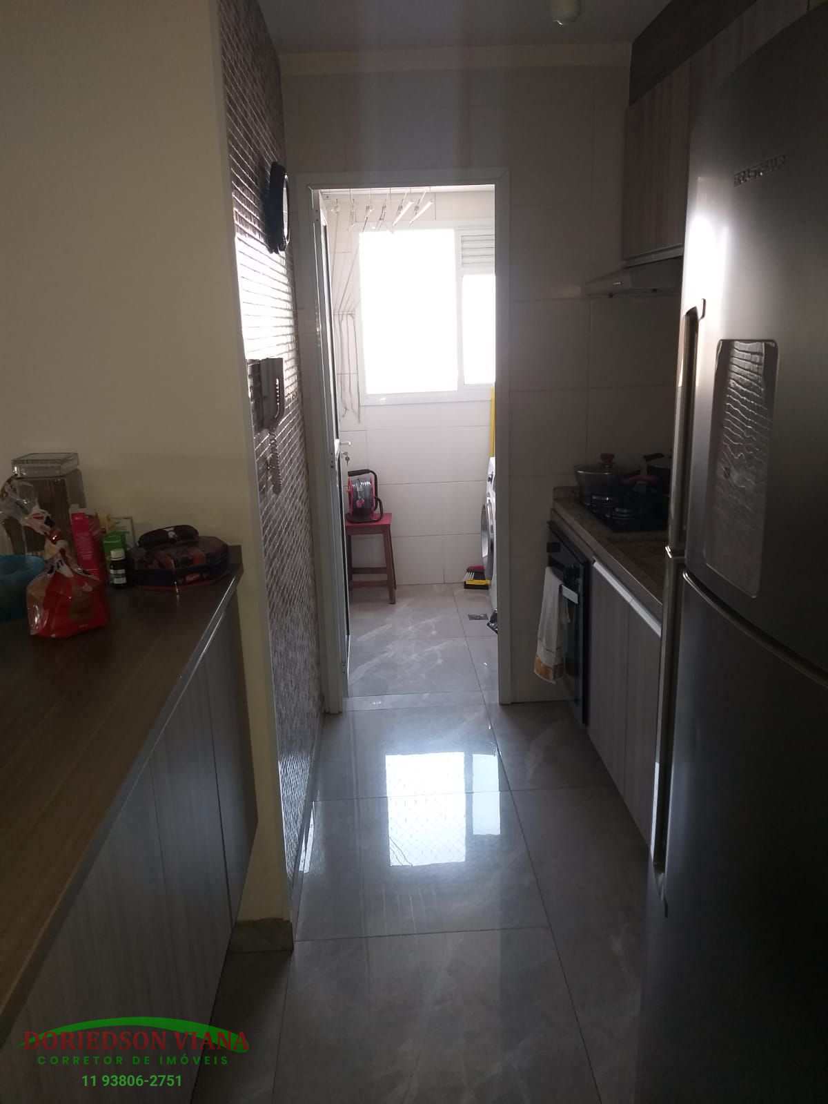 Apartamento à venda com 2 quartos, 56m² - Foto 17