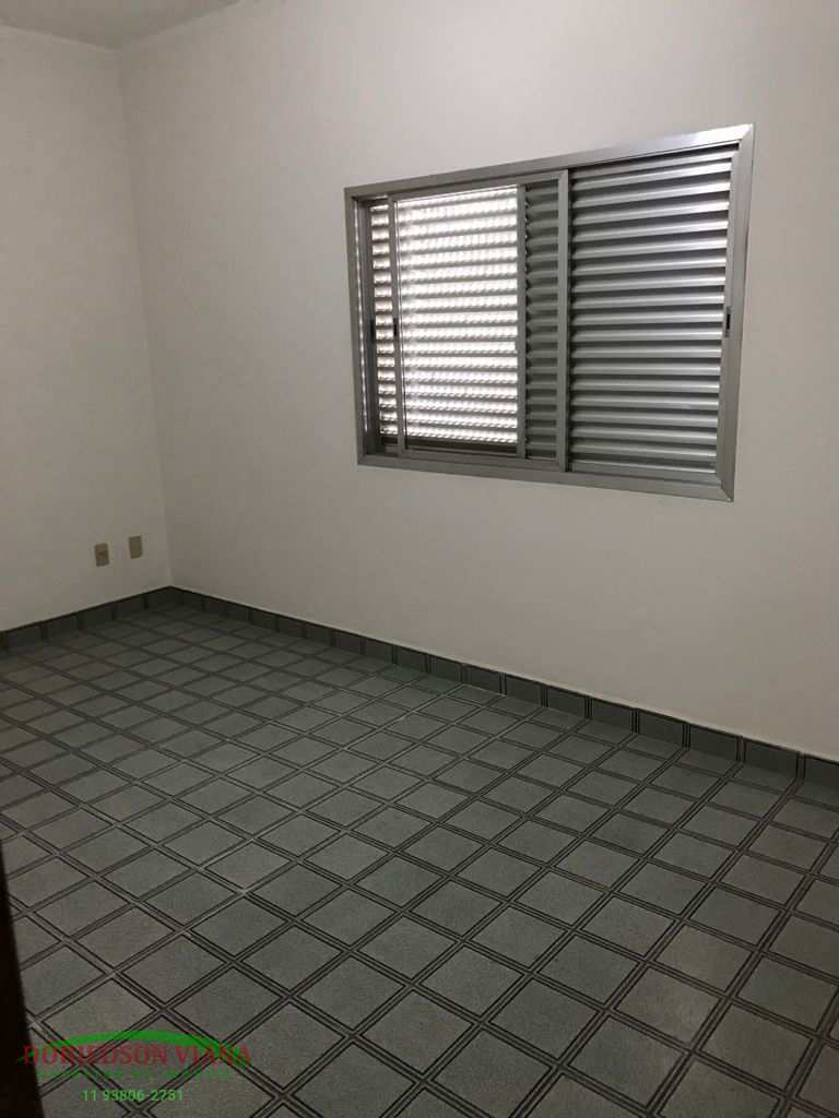 Sobrado à venda com 3 quartos, 220m² - Foto 26