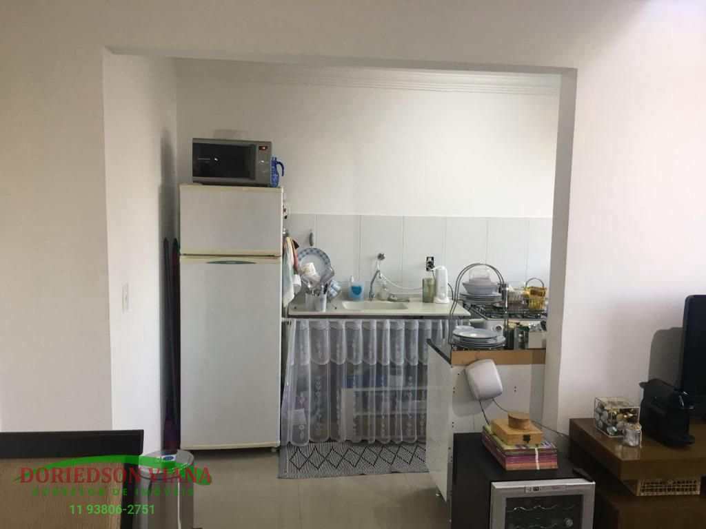 Apartamento à venda com 2 quartos, 45m² - Foto 15