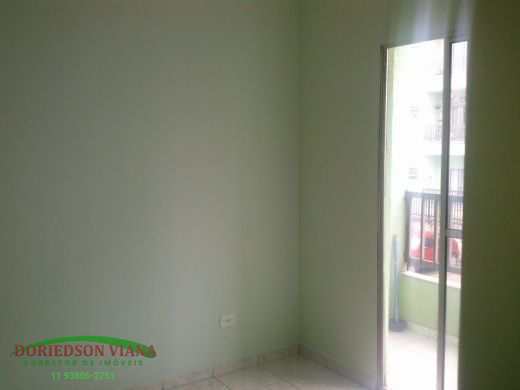 Apartamento à venda com 2 quartos, 70m² - Foto 15