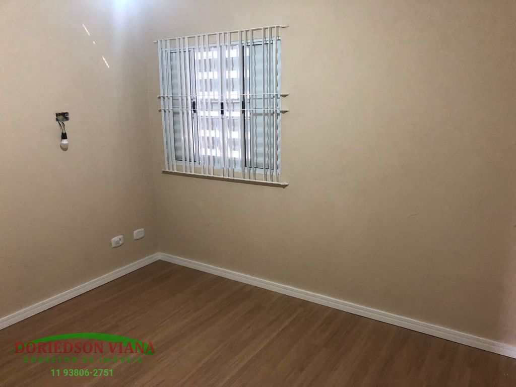 Casa para alugar com 3 quartos, 67m² - Foto 8