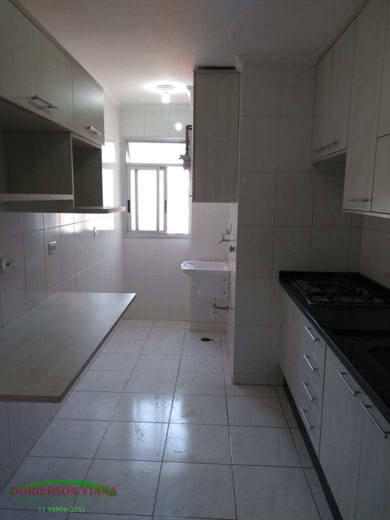 Apartamento à venda com 2 quartos, 60m² - Foto 18