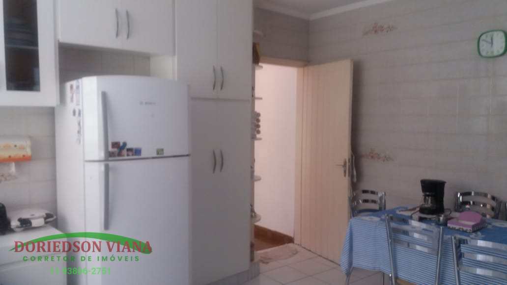 Casa à venda com 3 quartos, 181m² - Foto 24