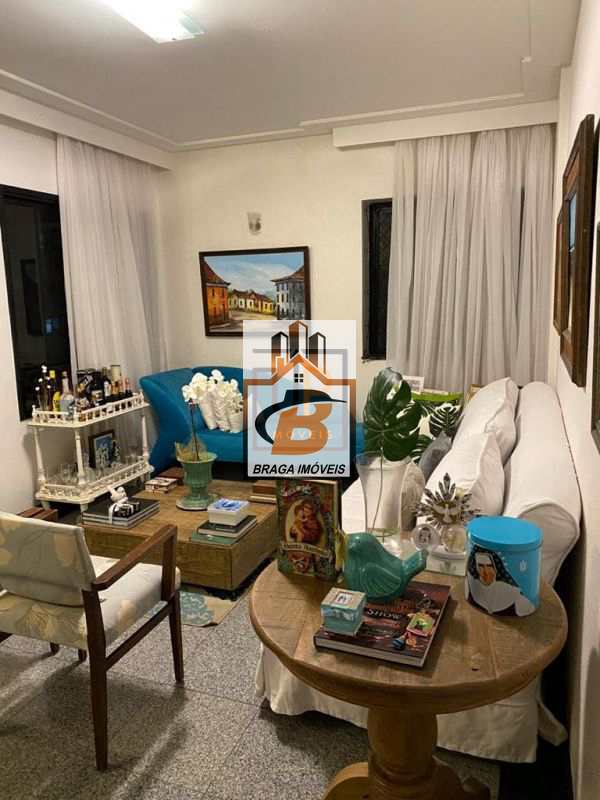 Apartamento à venda com 3 quartos, 140m² - Foto 1