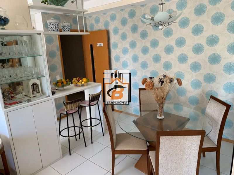 Apartamento à venda com 2 quartos, 75m² - Foto 4