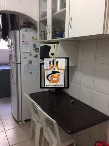 Apartamento à venda com 2 quartos, 90m² - Foto 2