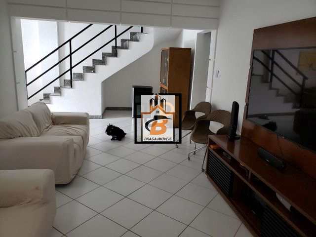 Apartamento à venda com 5 quartos, 600m² - Foto 2