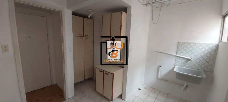 Apartamento à venda com 3 quartos, 70m² - Foto 3