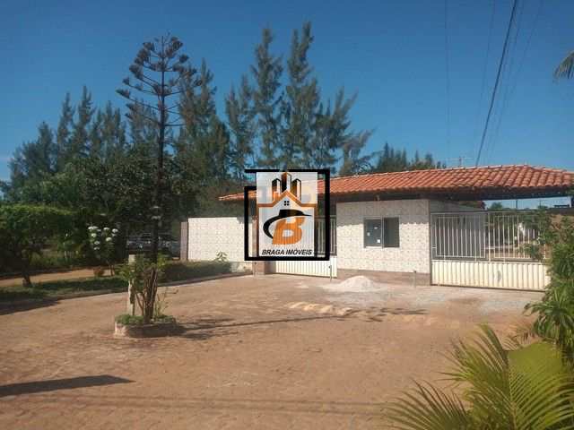 Casa à venda com 3 quartos, 120m² - Foto 1