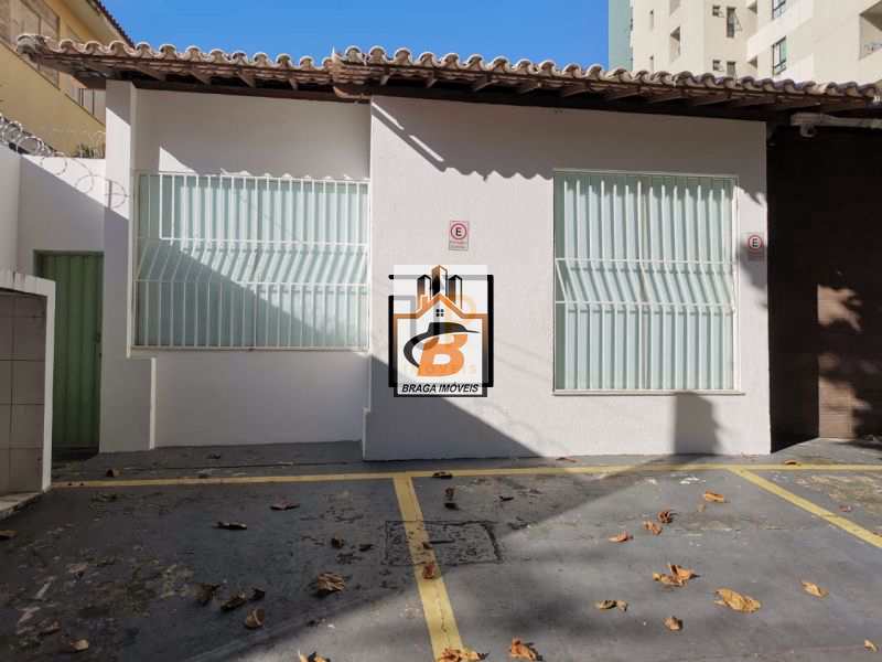 Casa para alugar com 7 quartos, 450m² - Foto 2