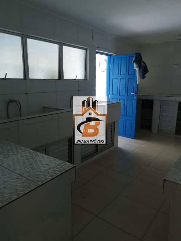 Casa para alugar com 7 quartos, 450m² - Foto 23