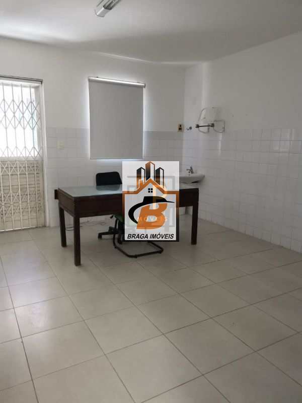 Casa para alugar com 7 quartos, 450m² - Foto 12