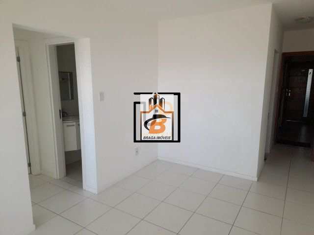 Apartamento à venda com 2 quartos, 70m² - Foto 11