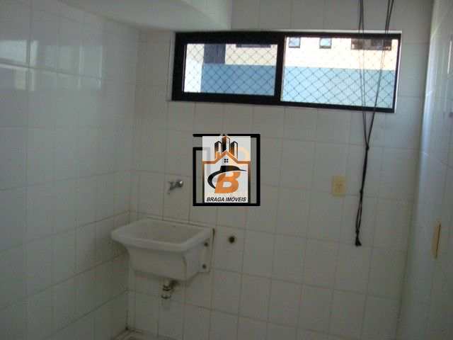 Apartamento para alugar com 2 quartos, 86m² - Foto 11