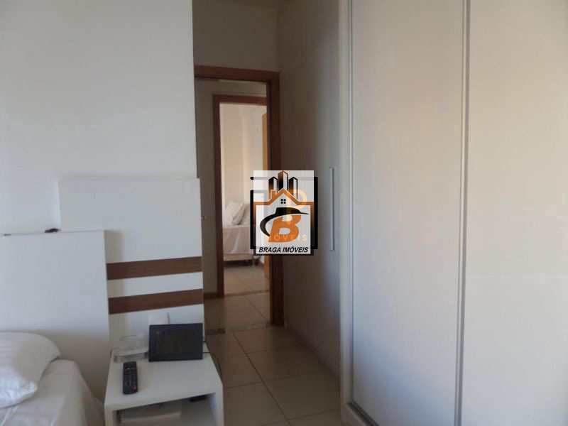 Apartamento à venda com 2 quartos, 90m² - Foto 4