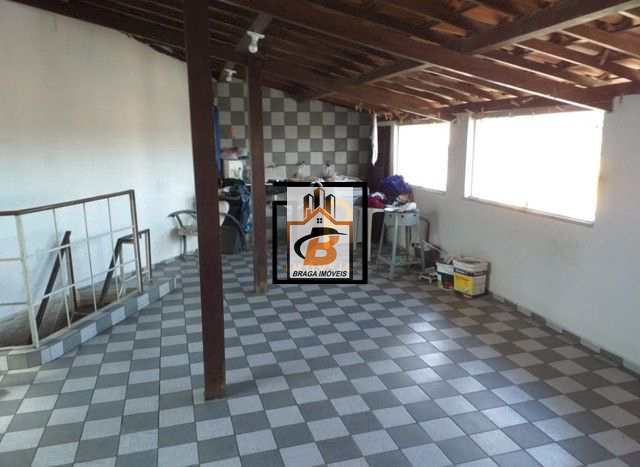 Casa à venda com 2 quartos, 197m² - Foto 12