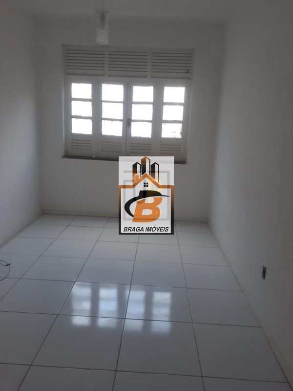 Apartamento à venda com 2 quartos, 70m² - Foto 2