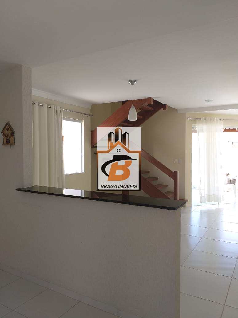 Casa de Condomínio à venda e aluguel com 4 quartos, 160m² - Foto 1