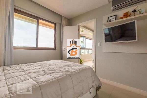 Apartamento à venda com 2 quartos, 80m² - Foto 1