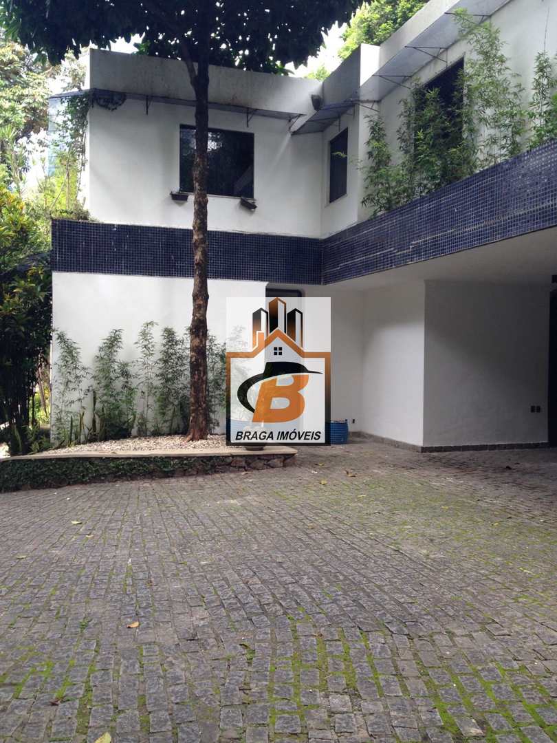 Casa de Condomínio para alugar com 9 quartos, 2962m² - Foto 1