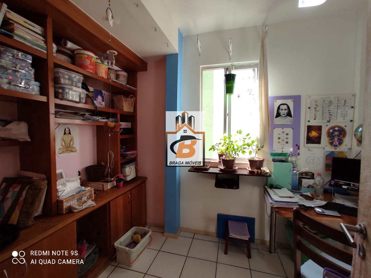 Apartamento à venda com 3 quartos, 105m² - Foto 2