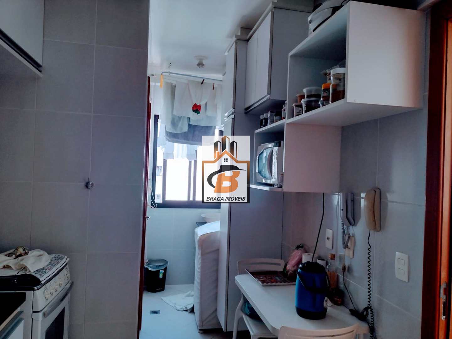 Apartamento à venda com 2 quartos, 78m² - Foto 4