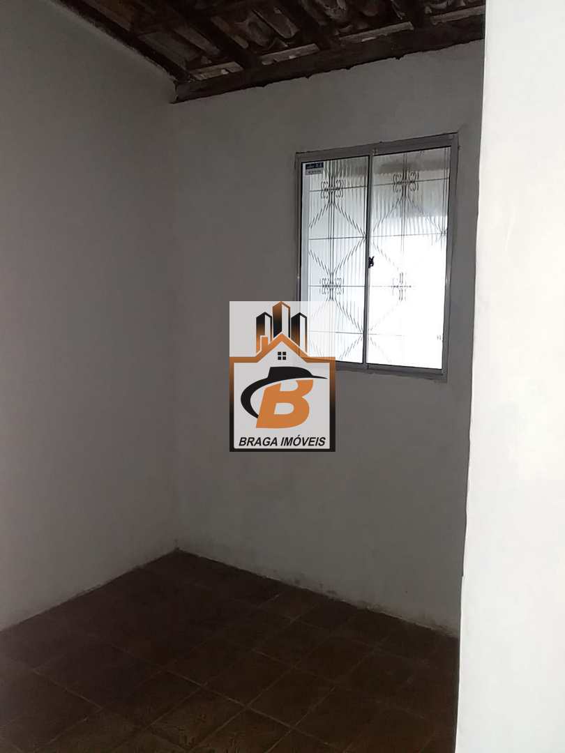 Casa à venda com 3 quartos, 81m² - Foto 22