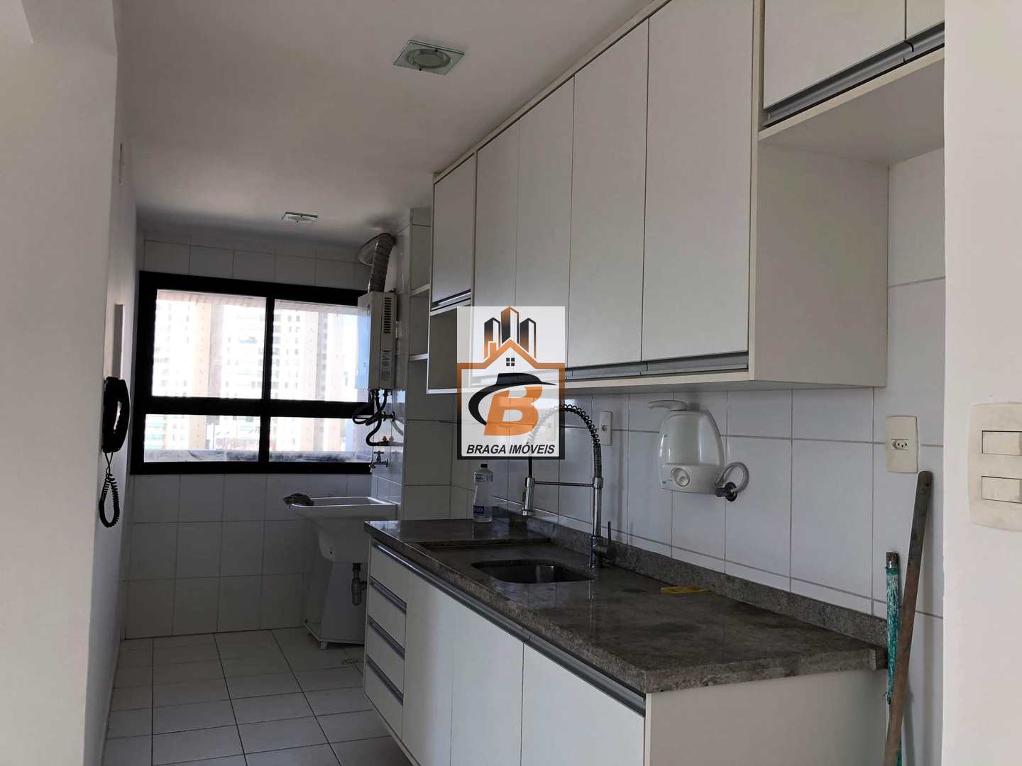 Apartamento à venda com 2 quartos, 67m² - Foto 34