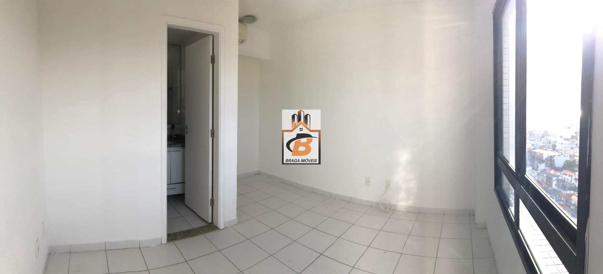 Apartamento à venda com 2 quartos, 67m² - Foto 2