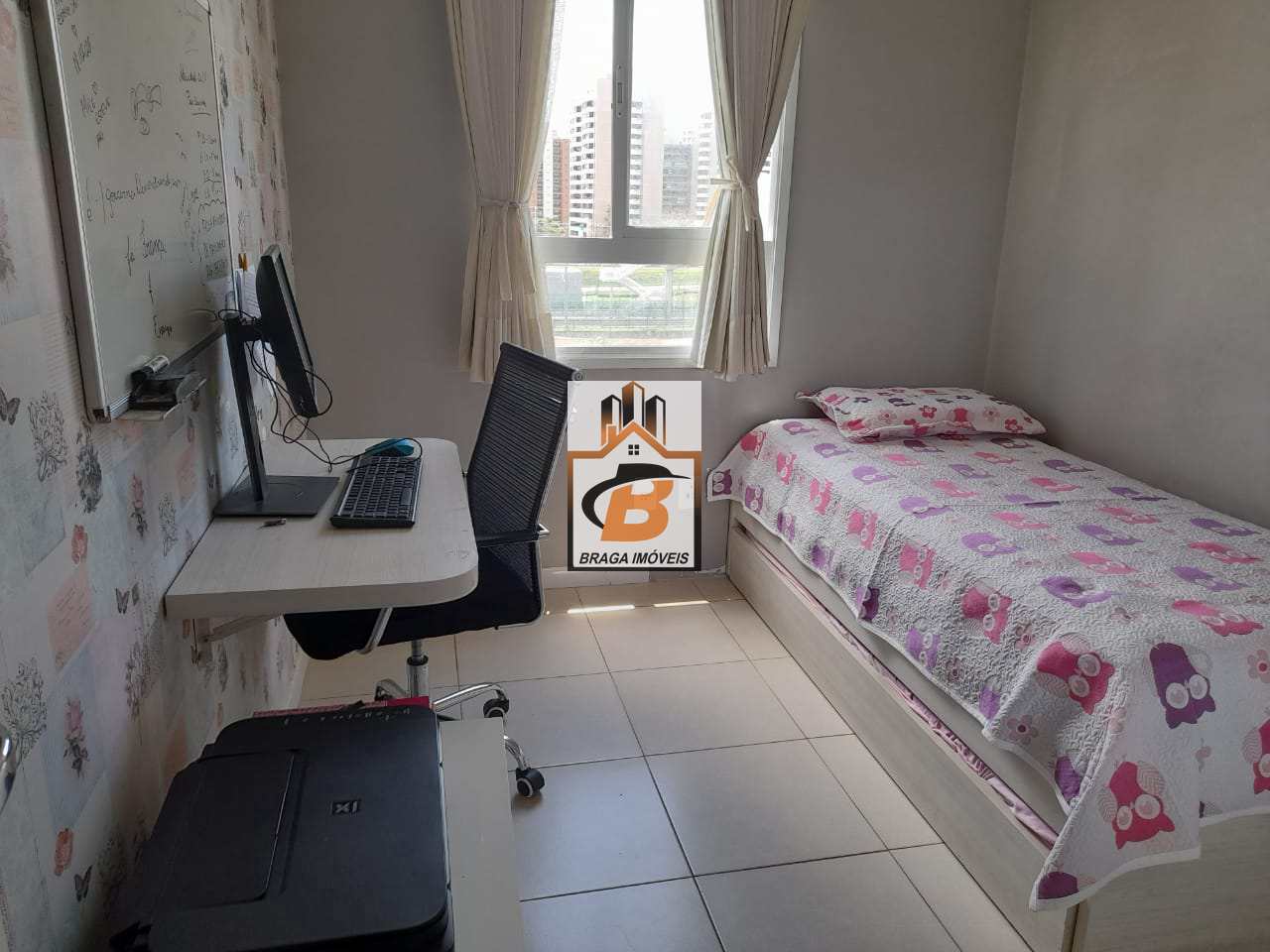 Apartamento à venda com 2 quartos, 64m² - Foto 2