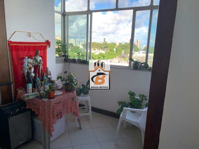 Apartamento à venda com 2 quartos, 80m² - Foto 3