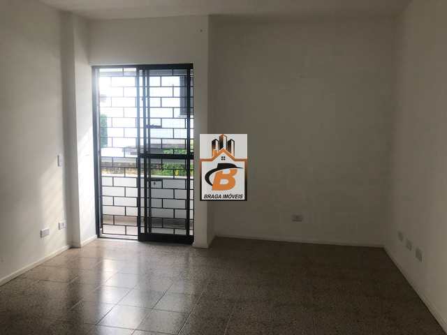 Apartamento à venda com 2 quartos, 75m² - Foto 10