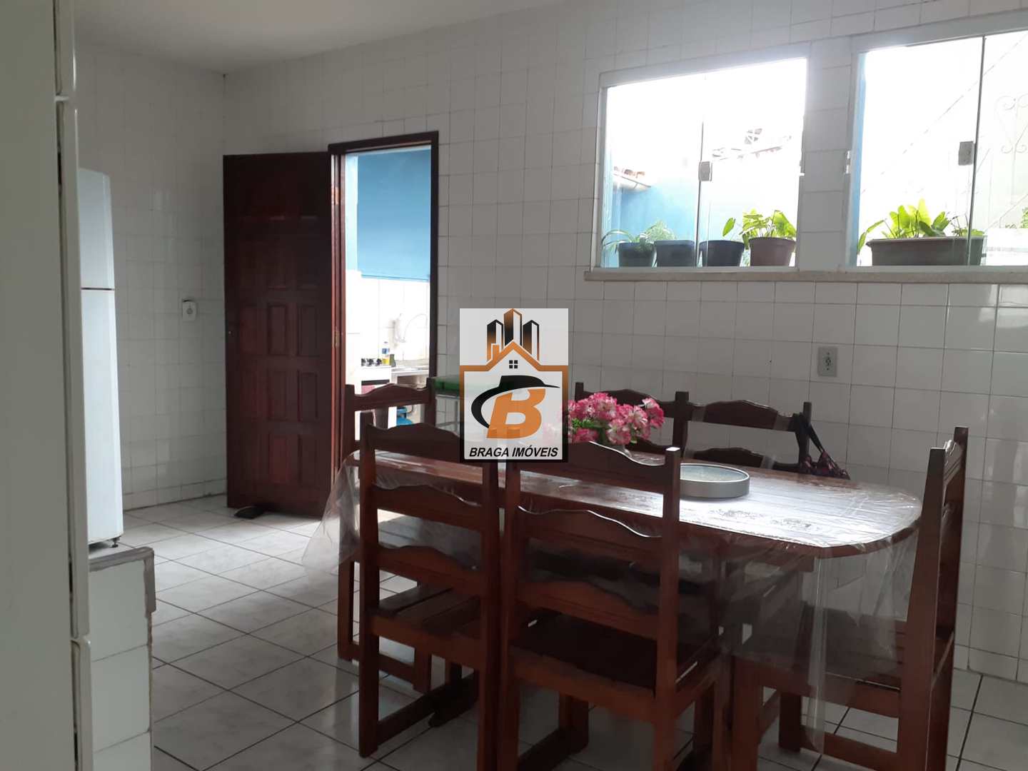 Casa à venda com 3 quartos, 258m² - Foto 12